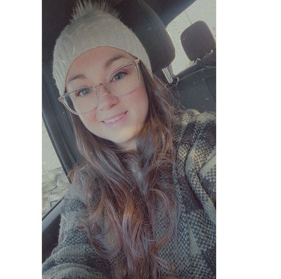 Meet your Posher, Kaylee - Picture 1 of 1